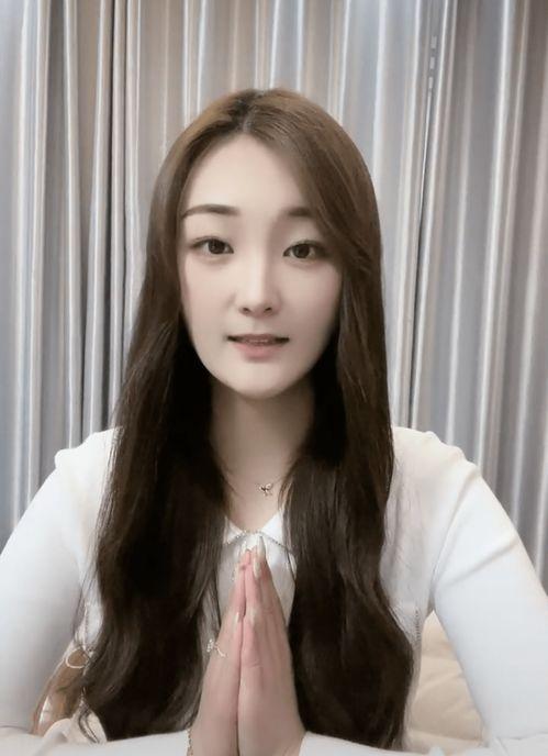 明星网红水乳直播,明星网红水乳产品热销解析