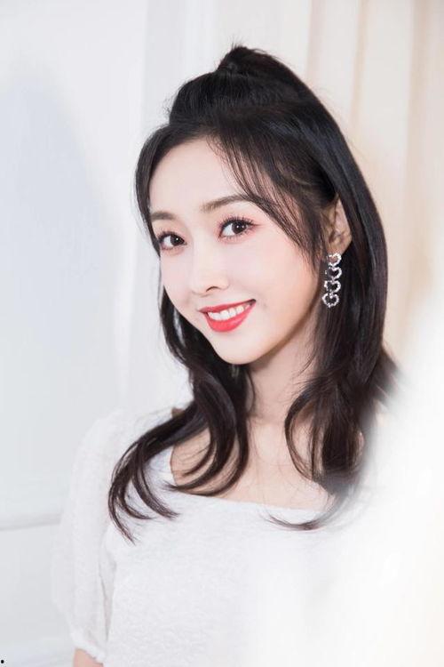 宣璐吃瓜爆料图片大全视频,独家图片视频大揭秘