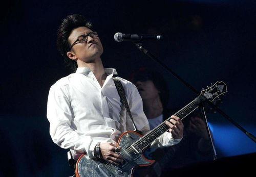 汪峰吃瓜爆料视频播放下载,播放下载量惊人揭秘