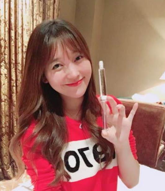 沉迷明星网红的女生,揭秘沉迷其中的少女心路历程”