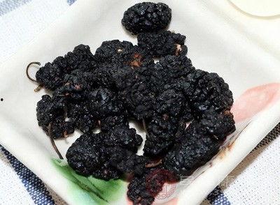 吃酥瓜大便有点黑,酥瓜美食引发大便变黑之谜