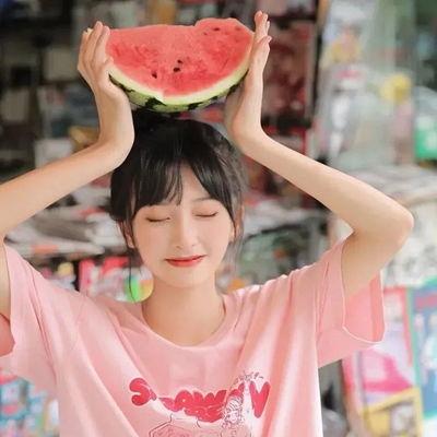 热门吃瓜头像图片高清女,高清女生吃瓜头像大赏