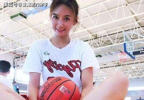 明星网红街头打架视频,明星网红互殴现场惊心动魄