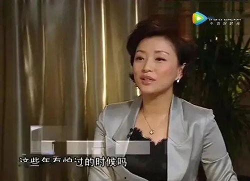 娱乐圈吃瓜博主唠嗑视频,明星幕后故事大揭秘！