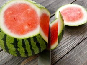 吃瓜爆料背景怎么弄的,网络舆论场的幕后操控