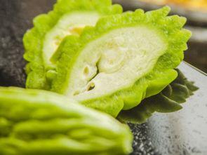 吃梨瓜会拉黑便吗,吃梨瓜后为何会出现黑便？揭秘原因及应对方法