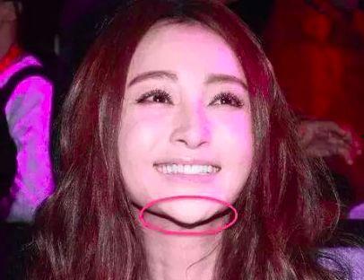 吃瓜爆料明星艺人是谁啊,吃瓜爆料，明星艺人身份大起底！